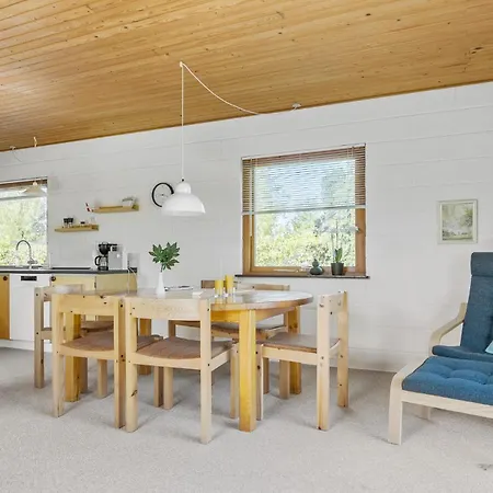 3 Bedroom Beautiful In Sydals Ferienhaus