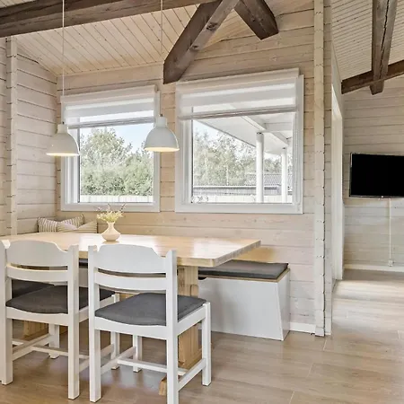 Holiday home 3 Bedroom Beautiful In Sydals